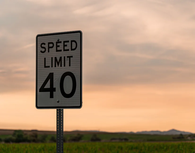 Rising road. Speed limits. Speed limit meaning. No Speed limit Tramp. Slogan for Speed limit.
